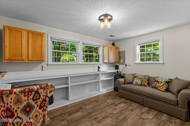 1618 Whittaker Rd, Crestwood, KY 40014