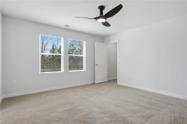 302 Glenhaven Drive, Lagrange, GA 30241