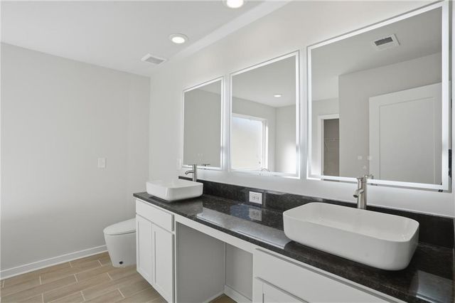 302 Glenhaven Drive, Lagrange, GA 30241