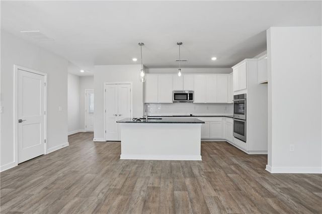 302 Glenhaven Drive, Lagrange, GA 30241