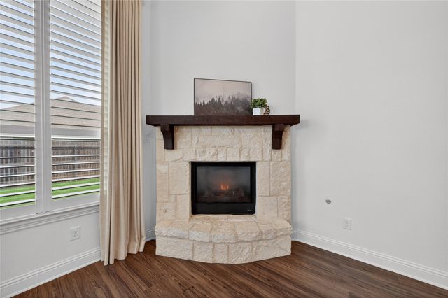 7457 Pondview Lane, Fort Worth, TX 76123