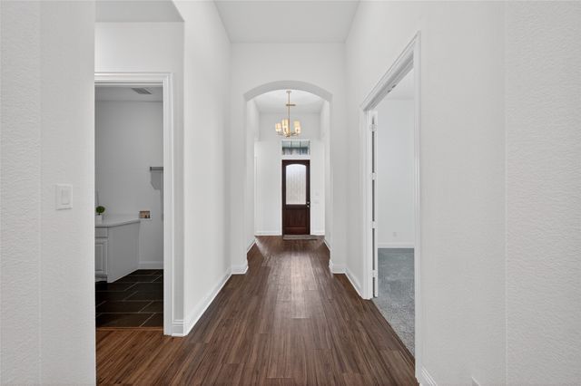 7457 Pondview Lane, Fort Worth, TX 76123