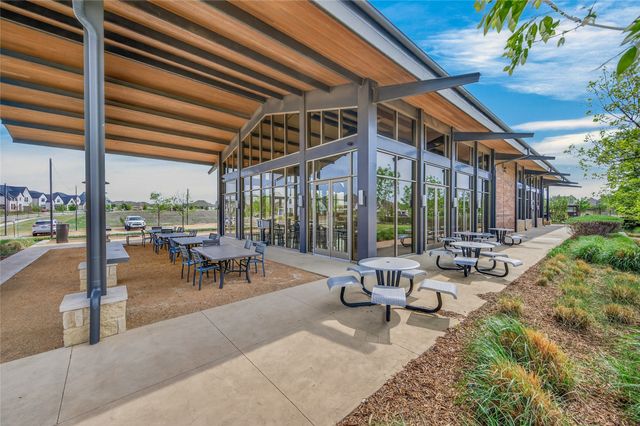 7457 Pondview Lane, Fort Worth, TX 76123