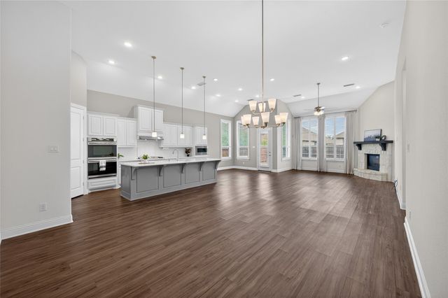 7457 Pondview Lane, Fort Worth, TX 76123