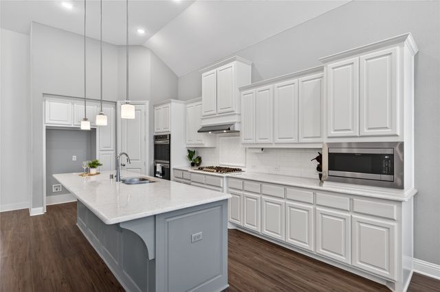 7457 Pondview Lane, Fort Worth, TX 76123