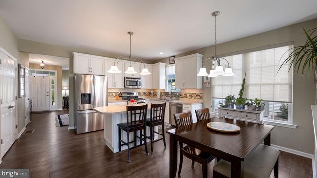 1236 CREEKSIDE LN, Quakertown, PA 18951