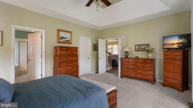 1236 CREEKSIDE LN, Quakertown, PA 18951