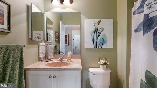 1236 CREEKSIDE LN, Quakertown, PA 18951