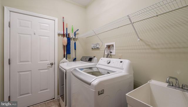 1236 CREEKSIDE LN, Quakertown, PA 18951