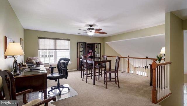 1236 CREEKSIDE LN, Quakertown, PA 18951