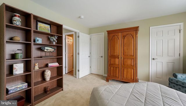 1236 CREEKSIDE LN, Quakertown, PA 18951