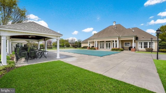 1236 CREEKSIDE LN, Quakertown, PA 18951