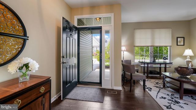 1236 CREEKSIDE LN, Quakertown, PA 18951