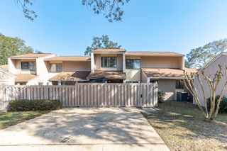800 Bay Drive, #10, Niceville, FL 32578
