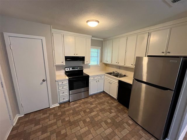 8732 Slay Street, Dallas, TX 75217