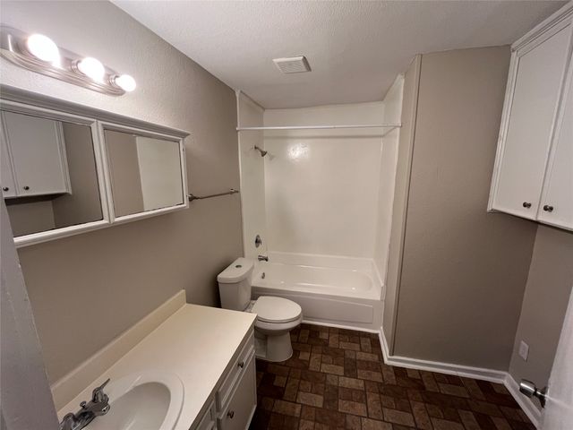 8732 Slay Street, Dallas, TX 75217