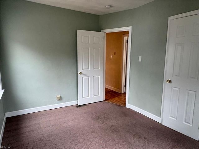 401 Fresh Meadow RD, Norfolk, VA 23503