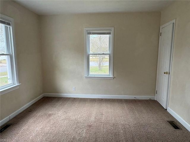 401 Fresh Meadow RD, Norfolk, VA 23503