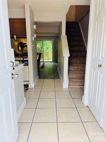 7336 Pebblestone Drive, Charlotte, NC 28212