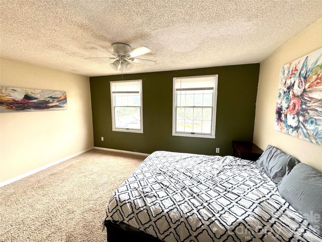 7336 Pebblestone Drive, Charlotte, NC 28212