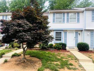 7336 Pebblestone Drive, Charlotte, NC 28212