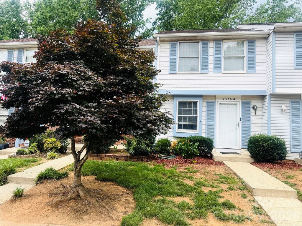 7336 Pebblestone Drive, Charlotte, NC 28212
