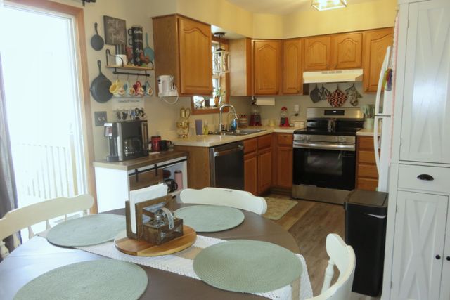 359 E Bedford Street, Marshfield, MO 65706