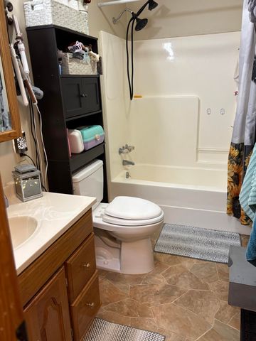 359 E Bedford Street, Marshfield, MO 65706