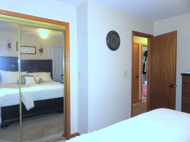 359 E Bedford Street, Marshfield, MO 65706