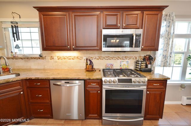 2426 Crisfield Street, Toms River, NJ 08755