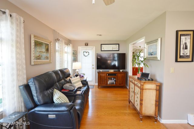 2426 Crisfield Street, Toms River, NJ 08755