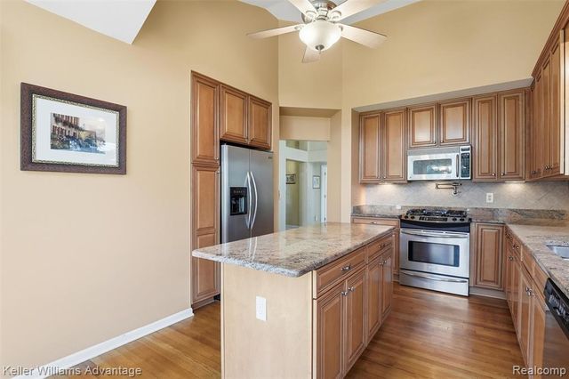 47796 Arbor Trail, Northville, MI 48168