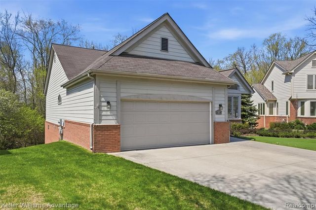 47796 Arbor Trail, Northville, MI 48168