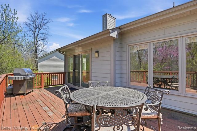 47796 Arbor Trail, Northville, MI 48168