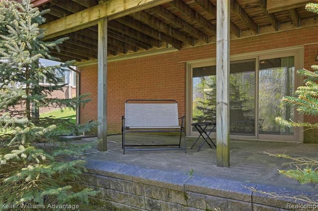 47796 Arbor Trail, Northville, MI 48168