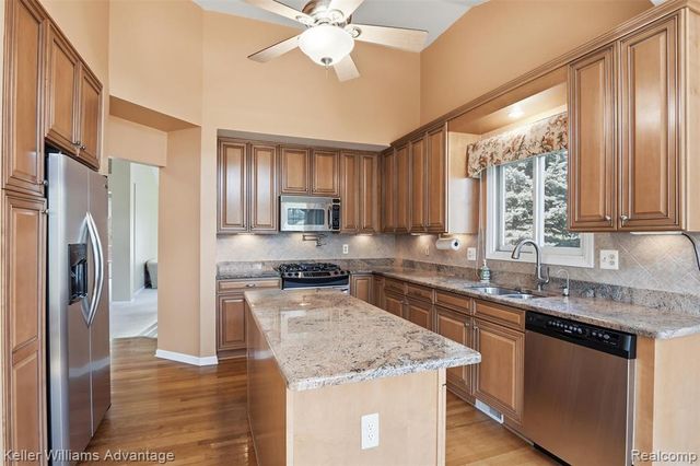 47796 Arbor Trail, Northville, MI 48168