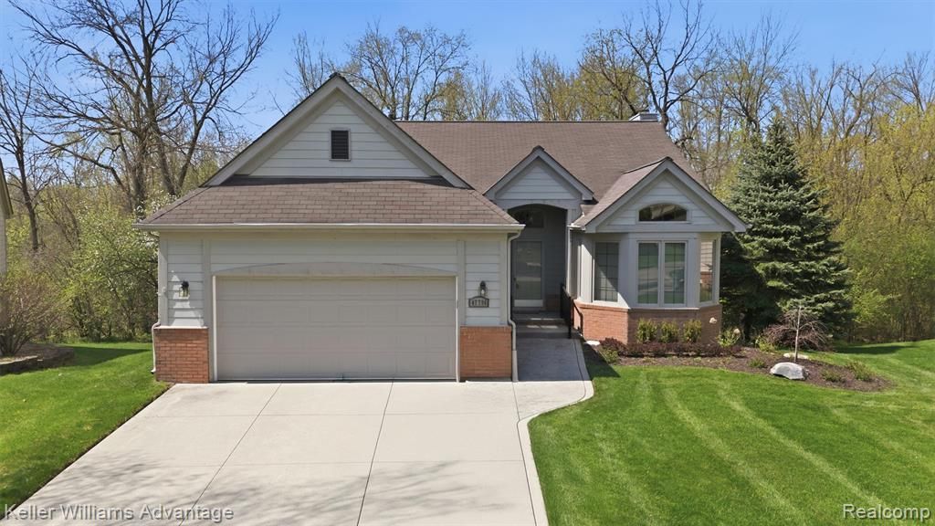 47796 Arbor Trail, Northville, MI 48168