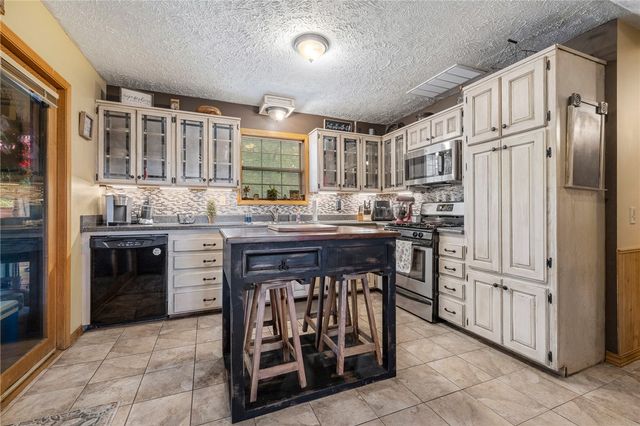 4958 Rock Springs Road, Harrison, AR 72601