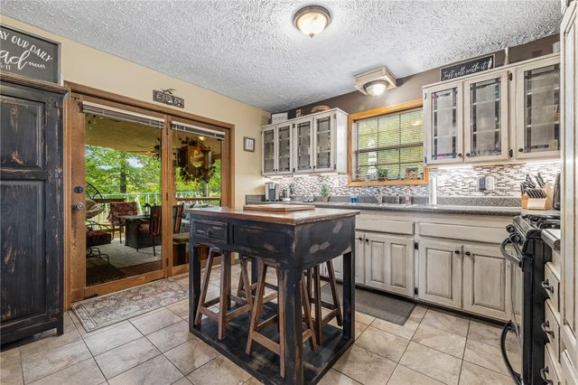 4958 Rock Springs Road, Harrison, AR 72601