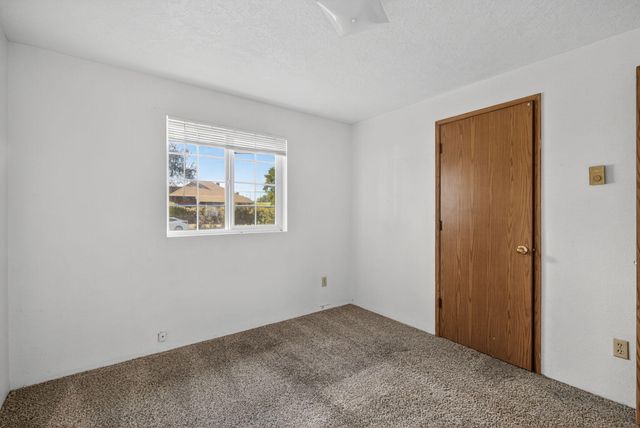 155 SW 2nd Street, Madras, OR 97741
