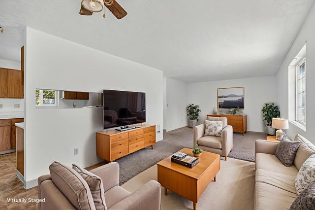 155 SW 2nd Street, Madras, OR 97741