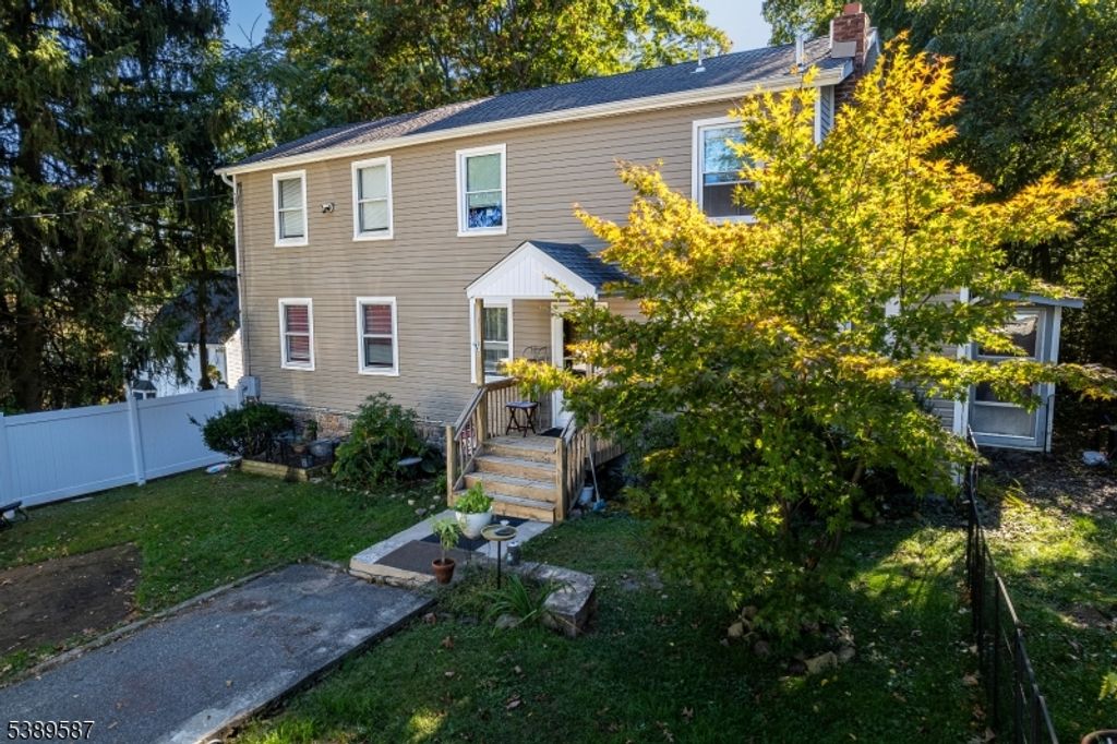 31 Hyland Ave, Rockaway Boro, NJ 07866