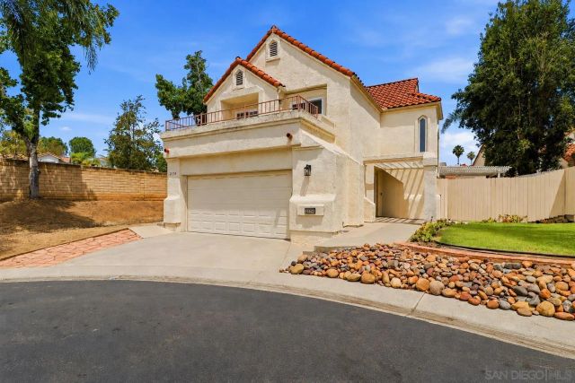2174 Villa Sonoma Gln, Escondido, CA 92029