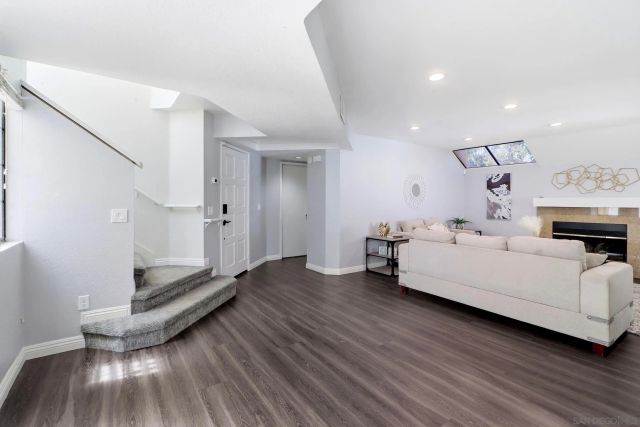 2174 Villa Sonoma Gln, Escondido, CA 92029
