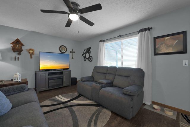 518 Virginia Street, Ashville, OH 43103