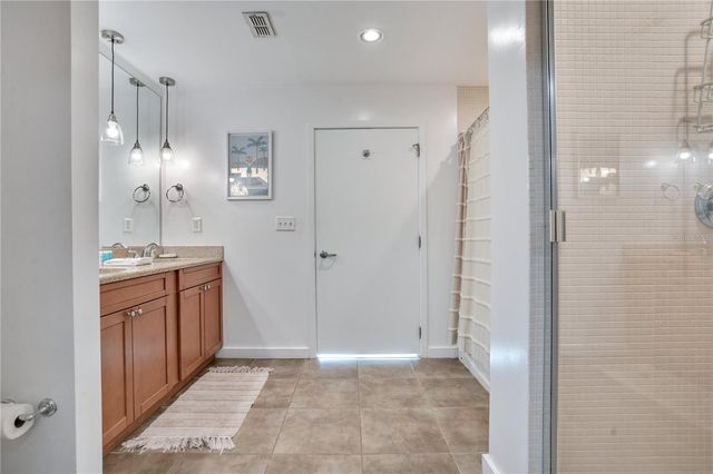 525 E JACKSON STREET P, Orlando, FL 32801