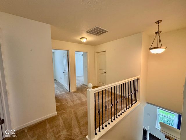 9652 Wild Iris Drive, Noblesville, IN 46060