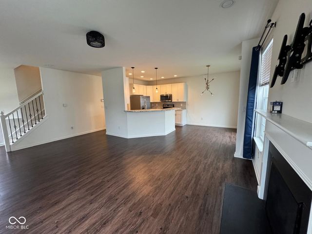 9652 Wild Iris Drive, Noblesville, IN 46060