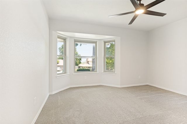 10029 Stoneleigh Drive, Benbrook, TX 76126