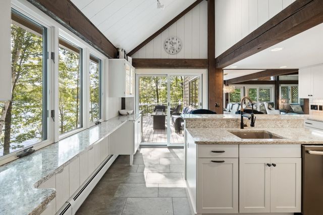 21 Shore Road, Grantham, NH 03753